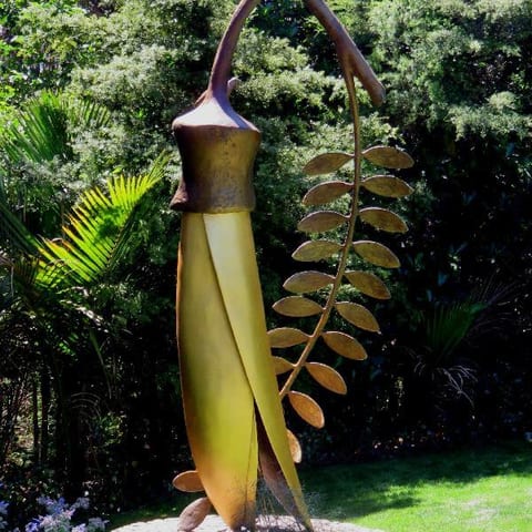 the-gold-of-the-kowhai-nov-2015.jpg